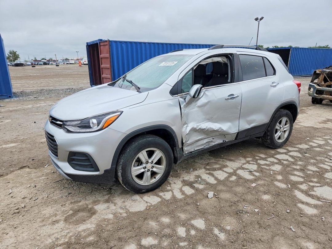 2020 CHEVROLET TRAX 1LT view, angle 1