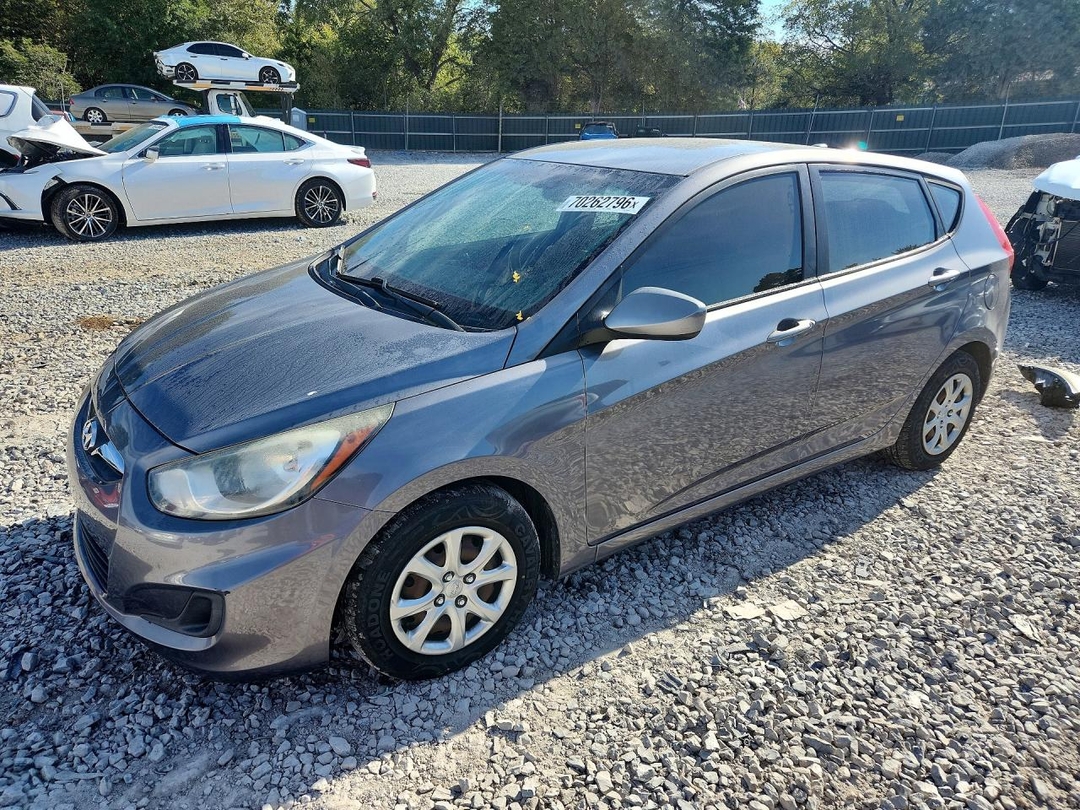 Вид 2014 HYUNDAI ACCENT GS, угол 1