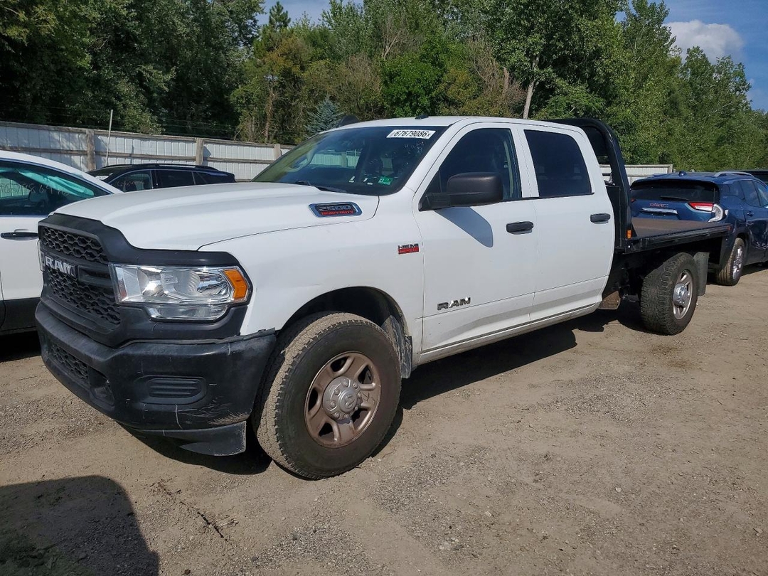 Вид 2020 RAM 2500 TRADESMAN, угол 1