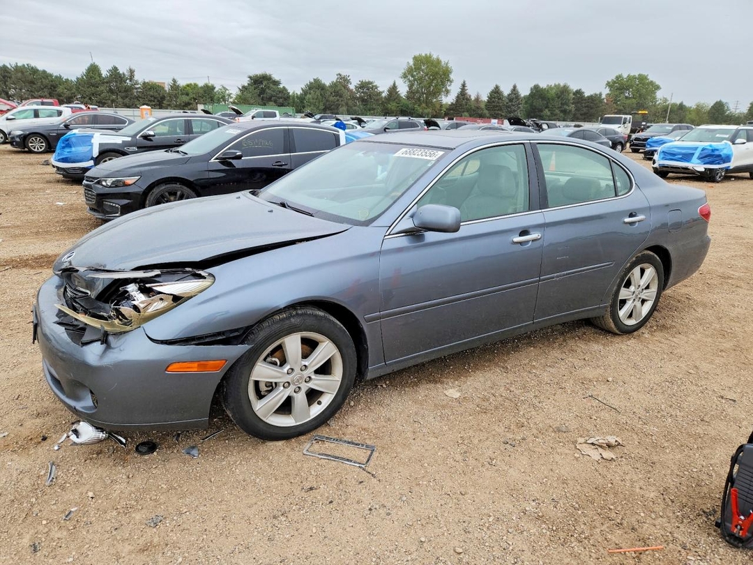 Vue de 2005 LEXUS ES 330, angle 1