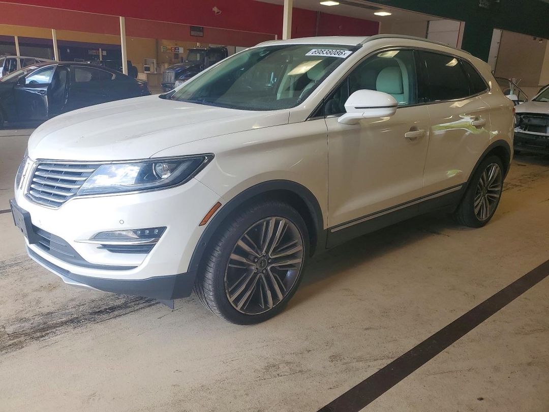 Вид 2015 LINCOLN MKC BLACK LABEL, угол 1