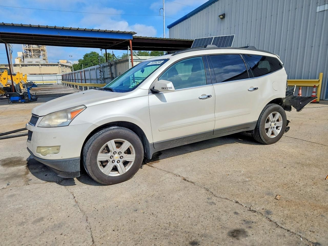 Vue de 2012 CHEVROLET TRAVERSE LT, angle 1