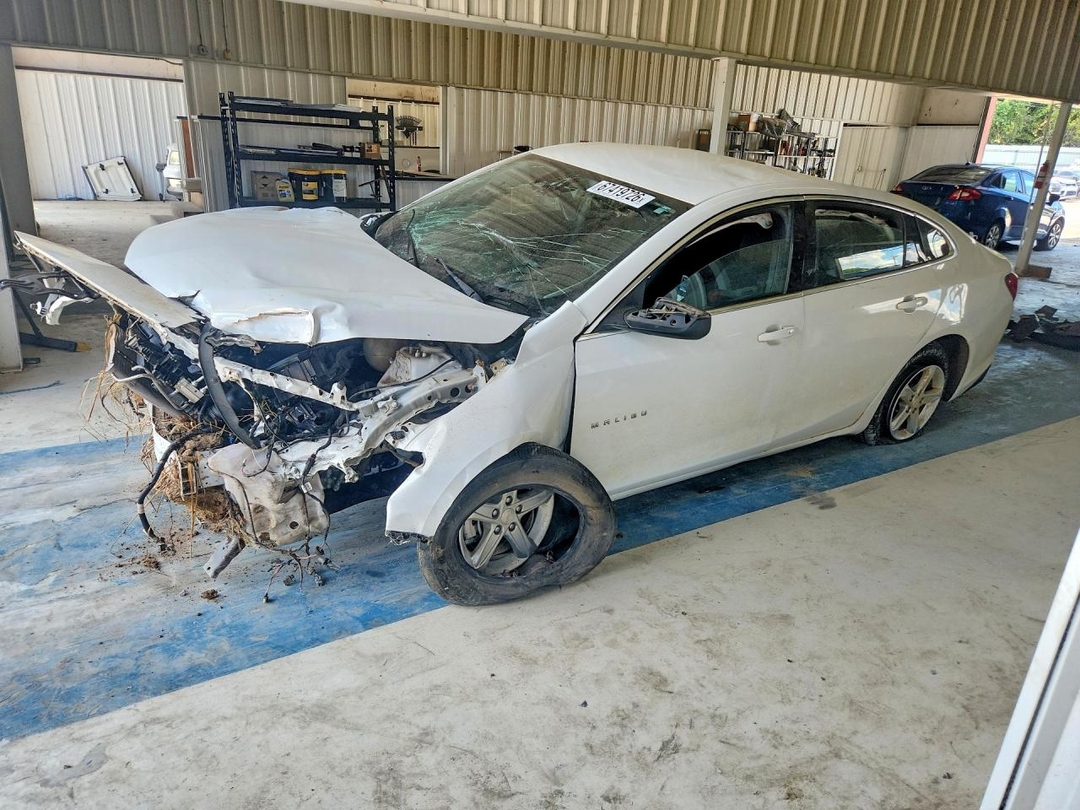 Вид 2024 CHEVROLET MALIBU LS, угол 1
