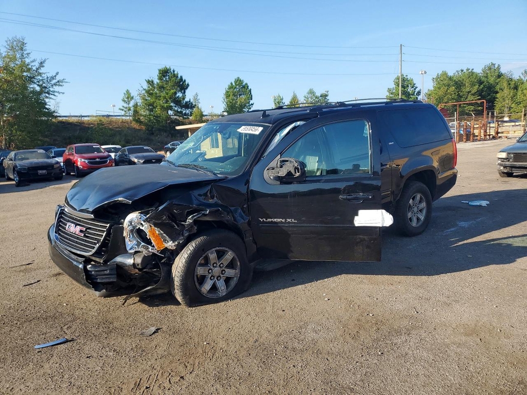 Vista de 2013 GMC YUKON XL K1500 SLT, ángulo 1