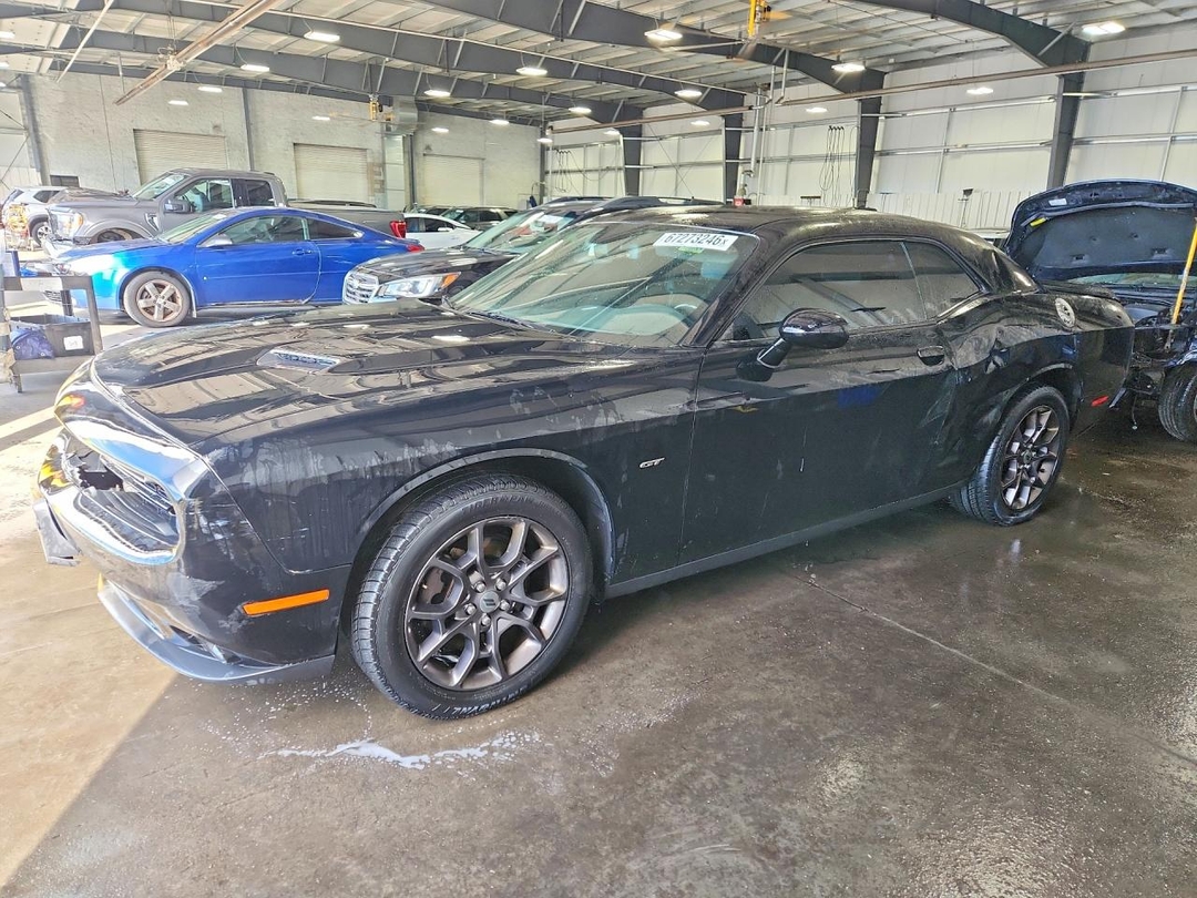 Vue de 2018 DODGE CHALLENGER GT, angle 1
