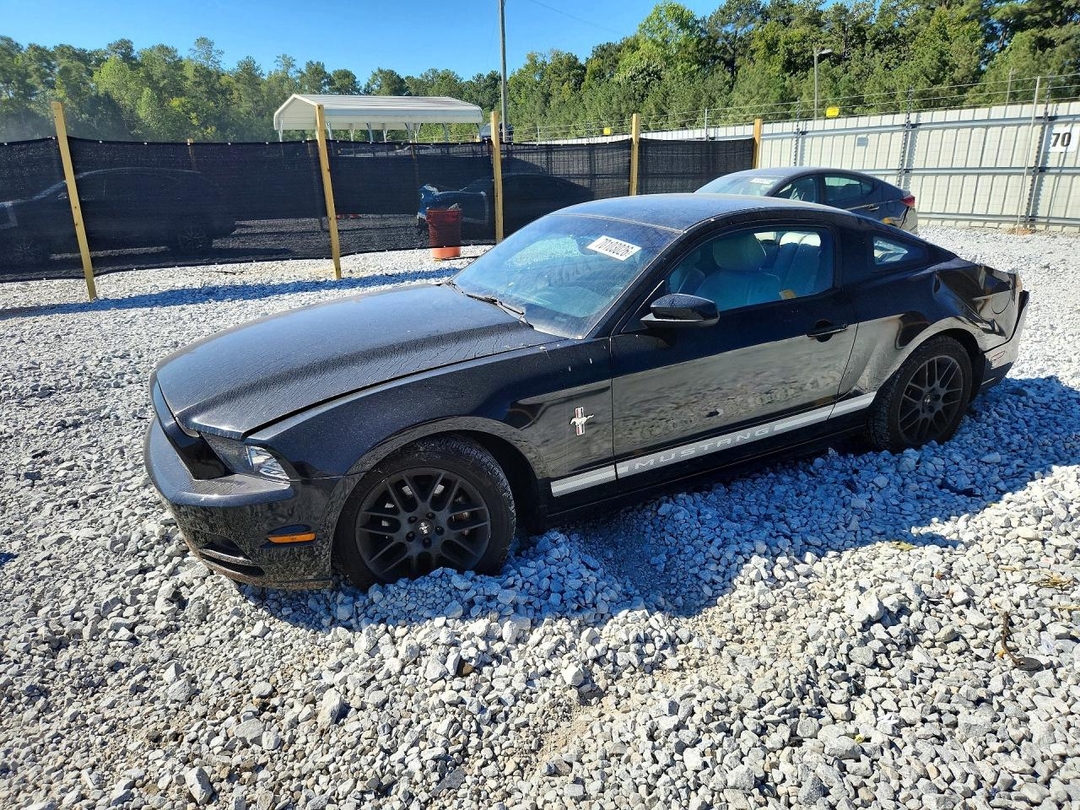 Vue de 2014 FORD MUSTANG, angle 1