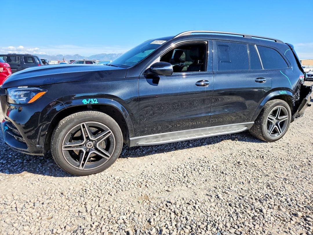 منظر 2022 MERCEDES-BENZ GLS 580 4MATIC، زاوية 1