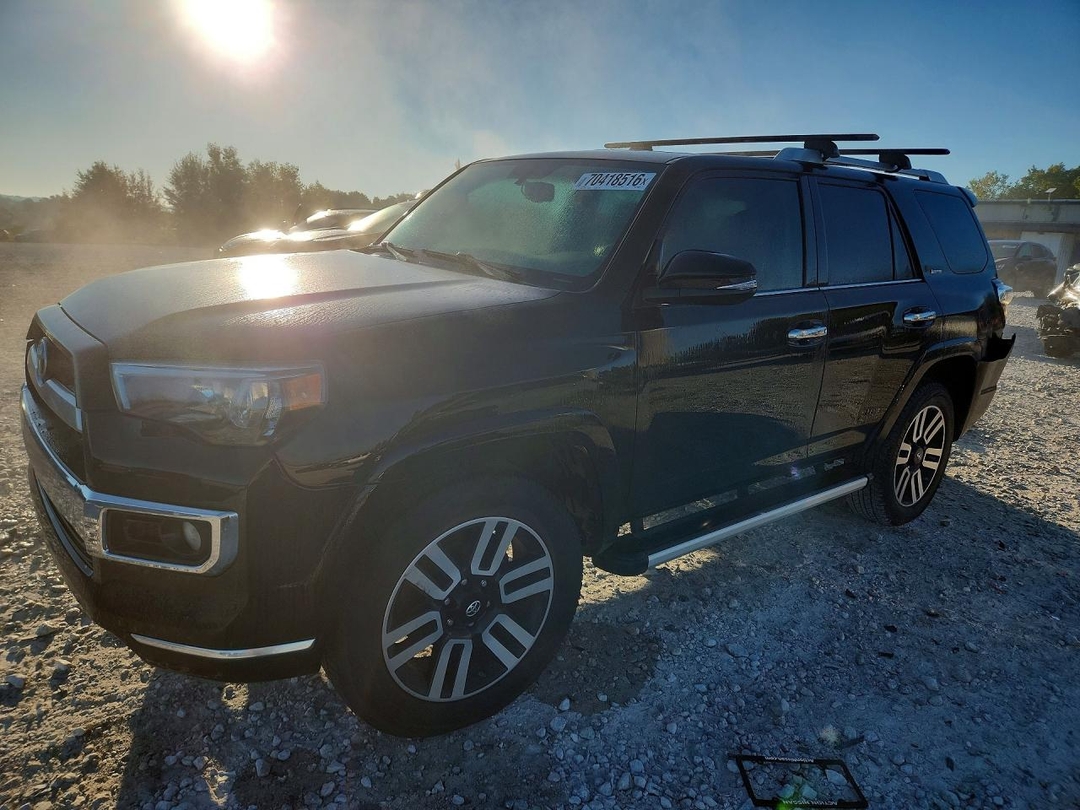 Vue de 2018 TOYOTA 4RUNNER LIMITED, angle 1