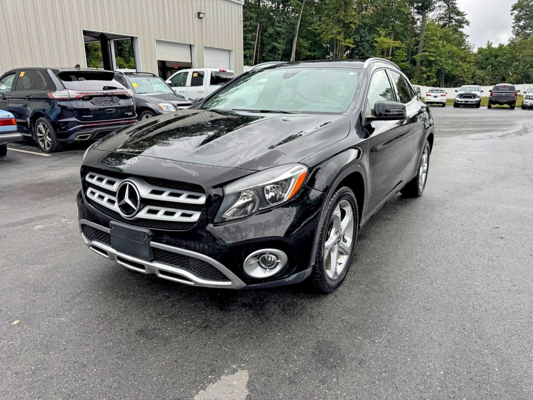 منظر 2020 MERCEDES-BENZ GLA 250 4MATIC، زاوية 1