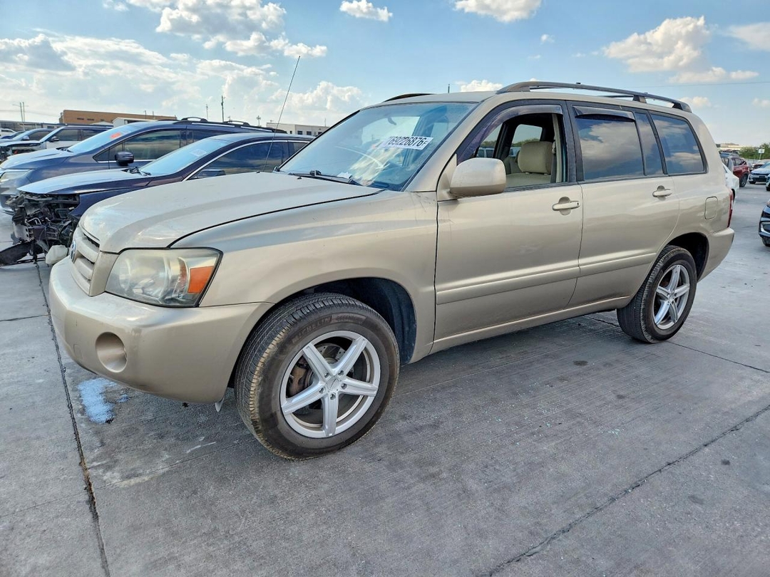 Вид 2006 TOYOTA HIGHLANDER BASE, угол 1