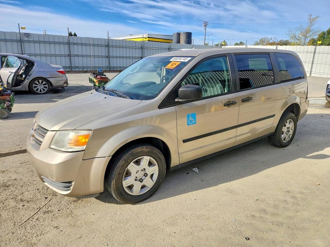 منظر 2008 DODGE GRAND CARAVAN SE، زاوية 1