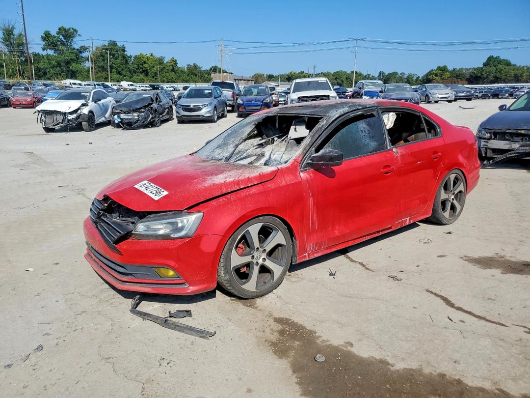 Vue de 2015 VOLKSWAGEN JETTA SE, angle 1