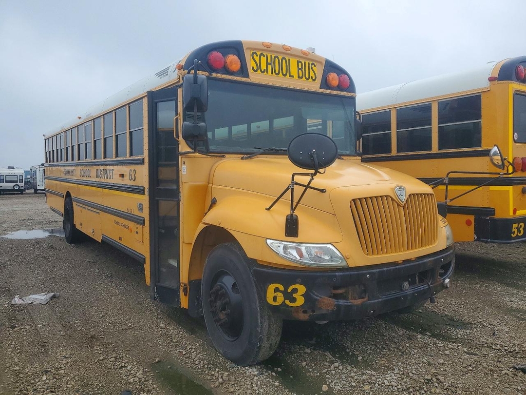 Vista de 2014 IC CORPORATION CE SERIES SCHOOL - SCHOOL BUS, ángulo 1