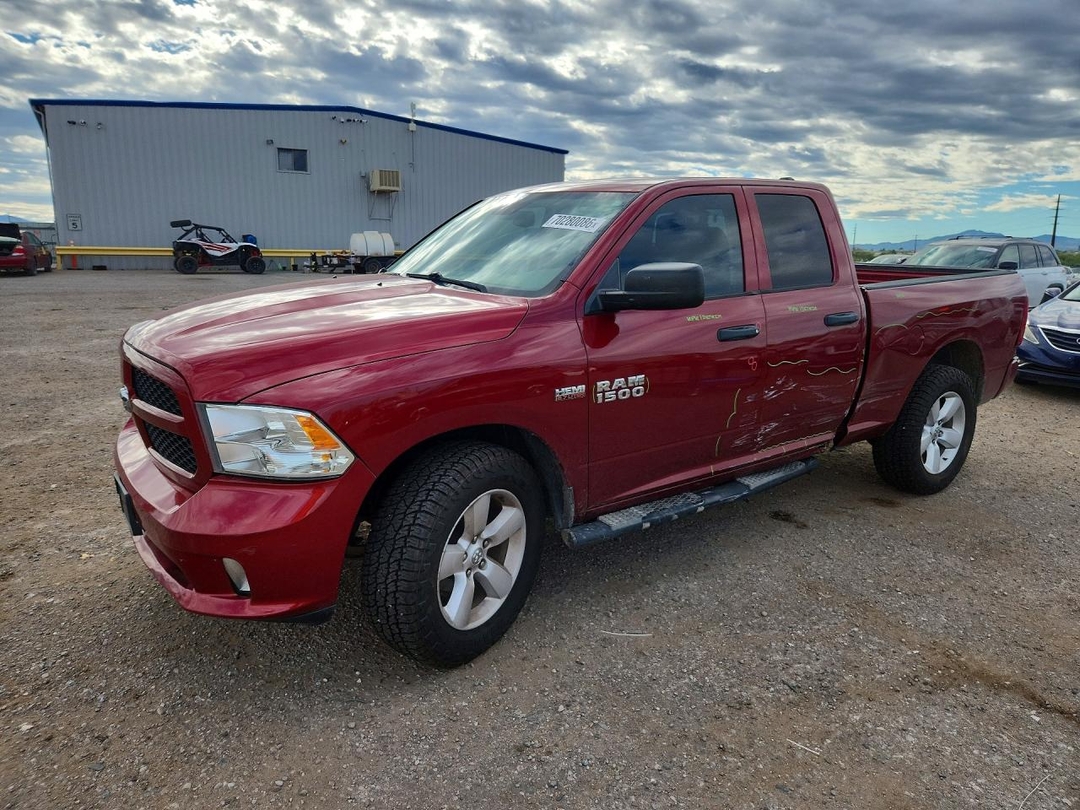 Vue de 2014 RAM 1500 ST, angle 1