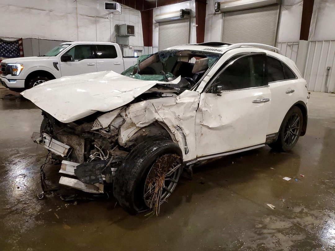 منظر 2013 INFINITI FX37 BASE، زاوية 1
