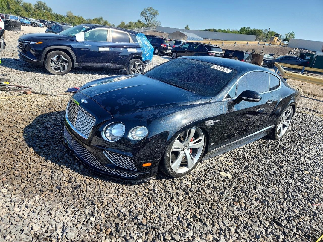 Vue de 2016 BENTLEY CONTINENTAL GT, angle 1