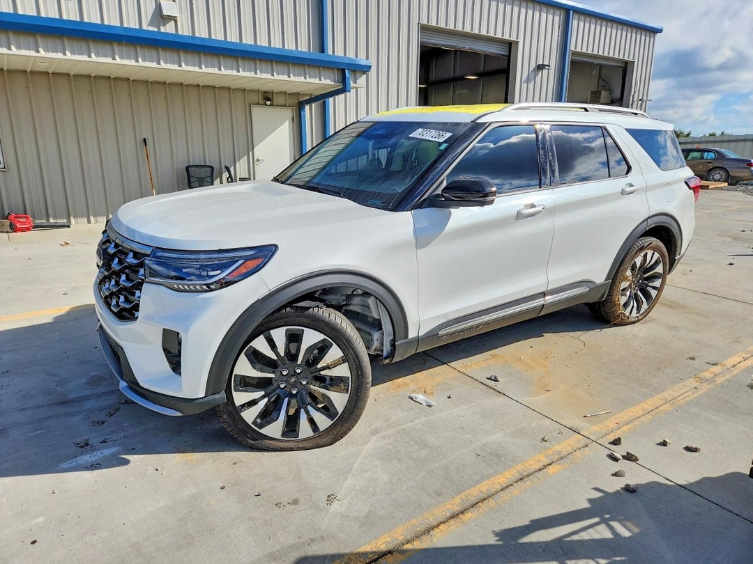 منظر 2026 FORD EXPLORER PLATINUM، زاوية 1