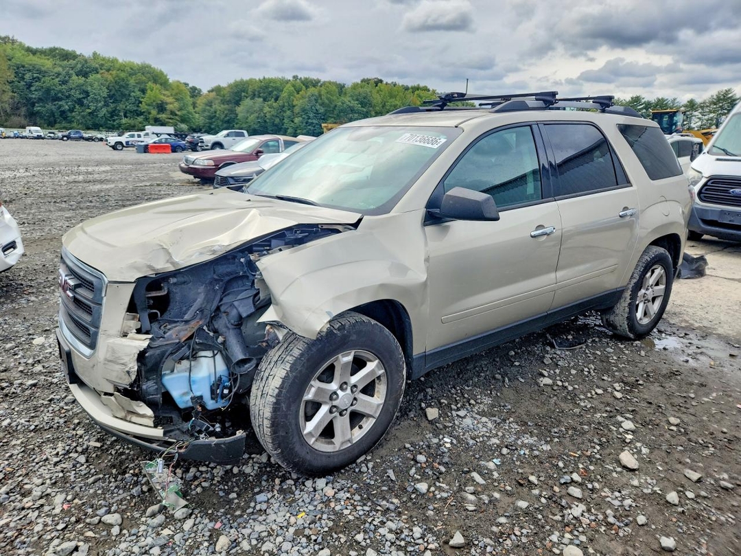 Вид 2013 GMC ACADIA SLE, угол 1