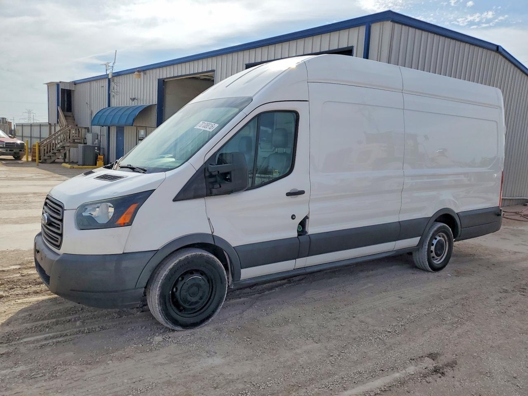 Vista de 2015 FORD TRANSIT T-350 DELIVERY VAN, ángulo 1