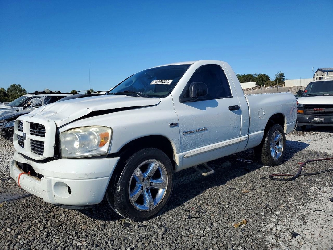 Vue de 2007 DODGE RAM 1500 ST, angle 1
