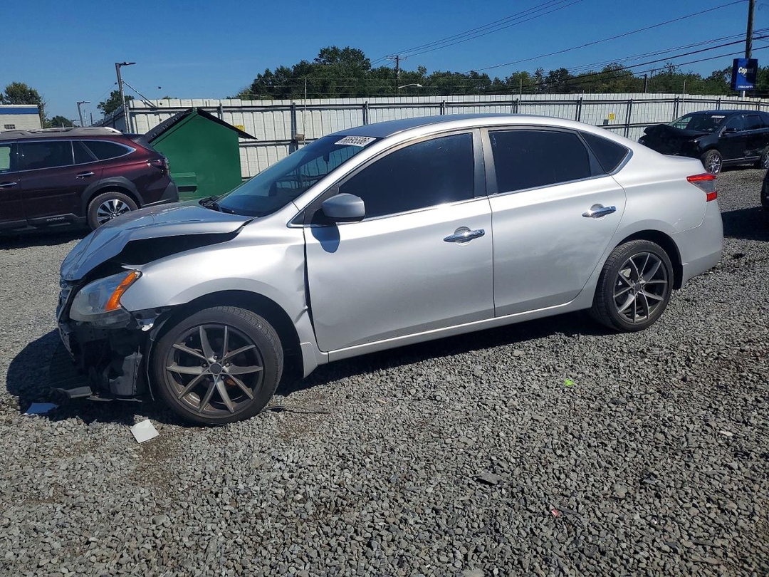 Вид 2015 NISSAN SENTRA SV, угол 1