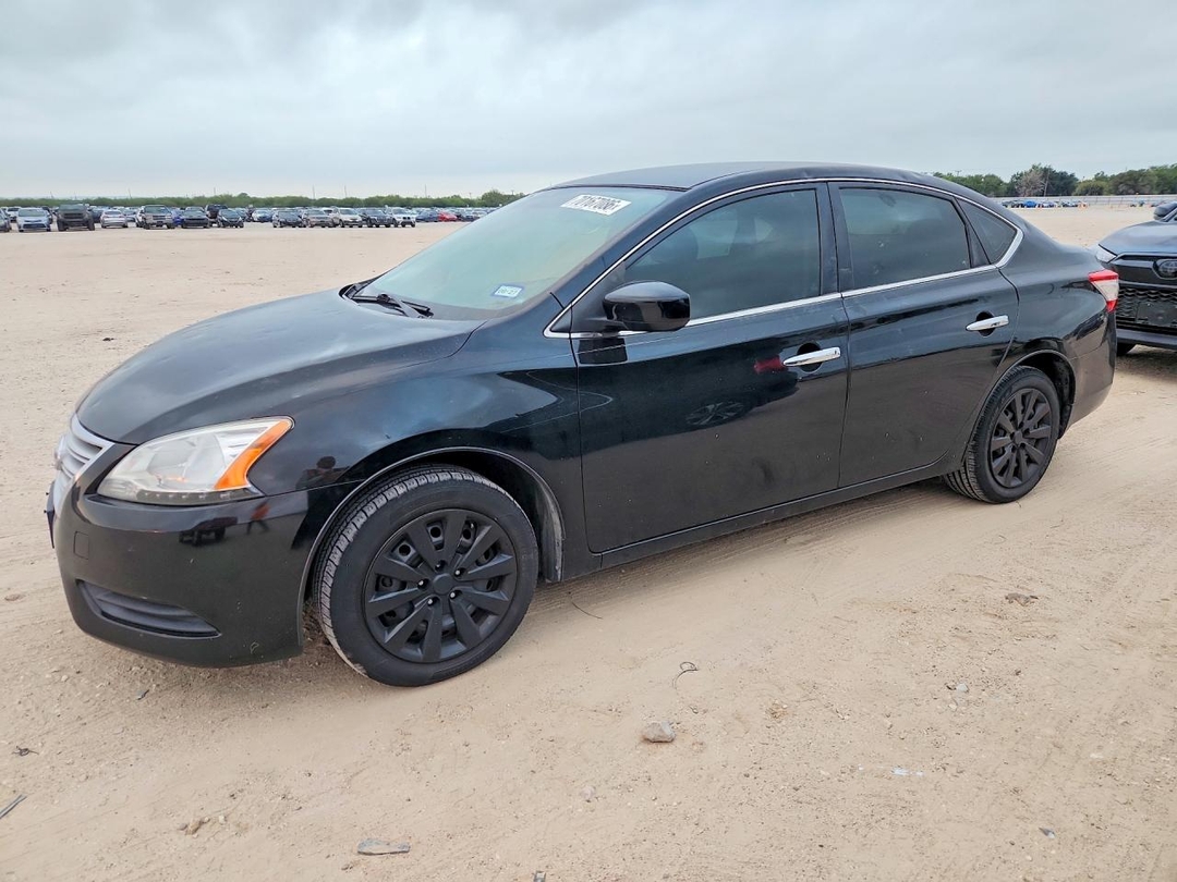 Vue de 2015 NISSAN SENTRA SV, angle 1