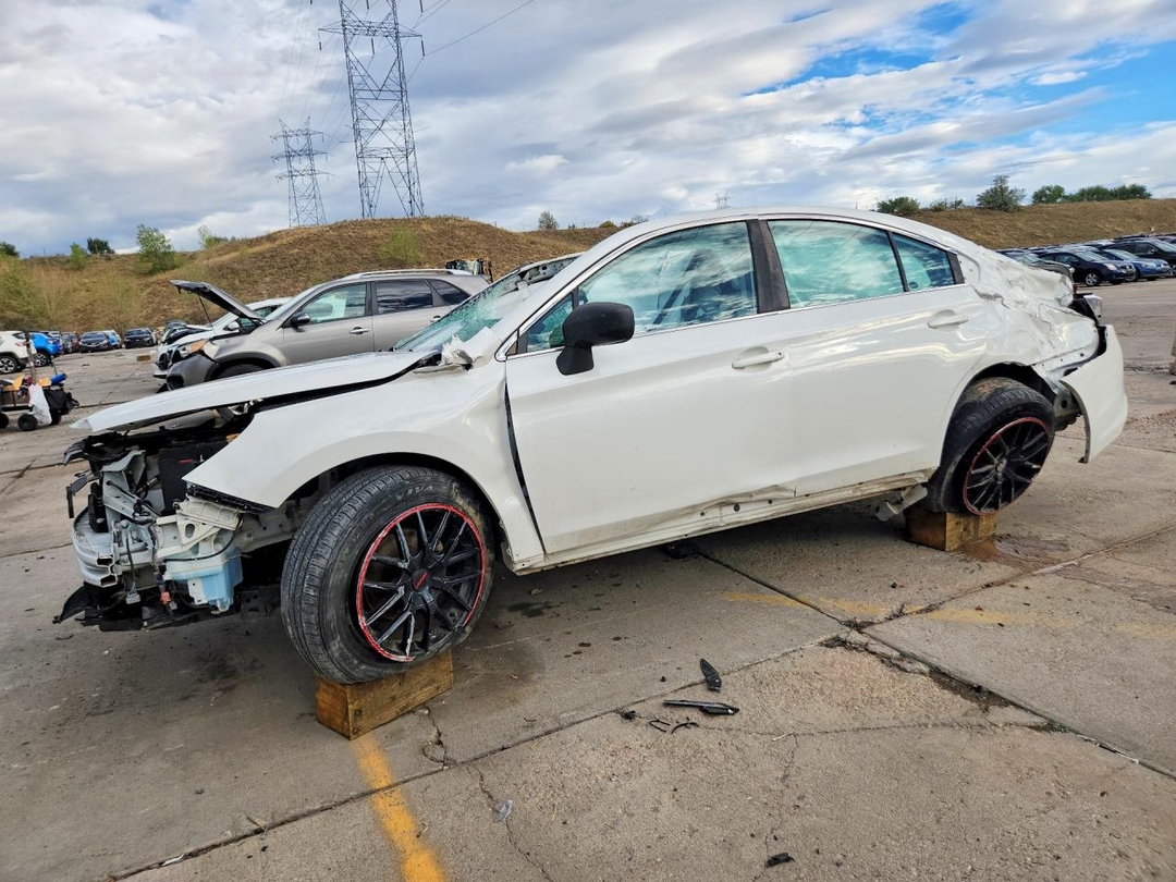 Vista de 2018 SUBARU LEGACY 2.5I, ángulo 1