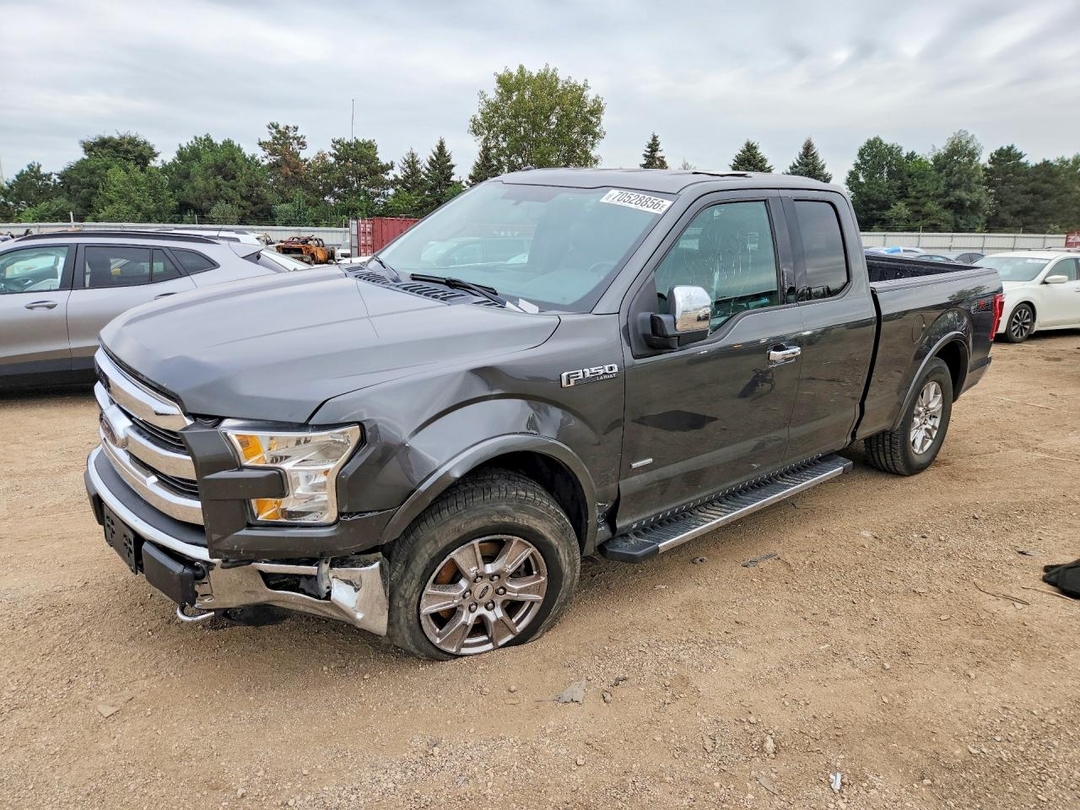 Vue de 2016 FORD F150 SUPER CAB, angle 1