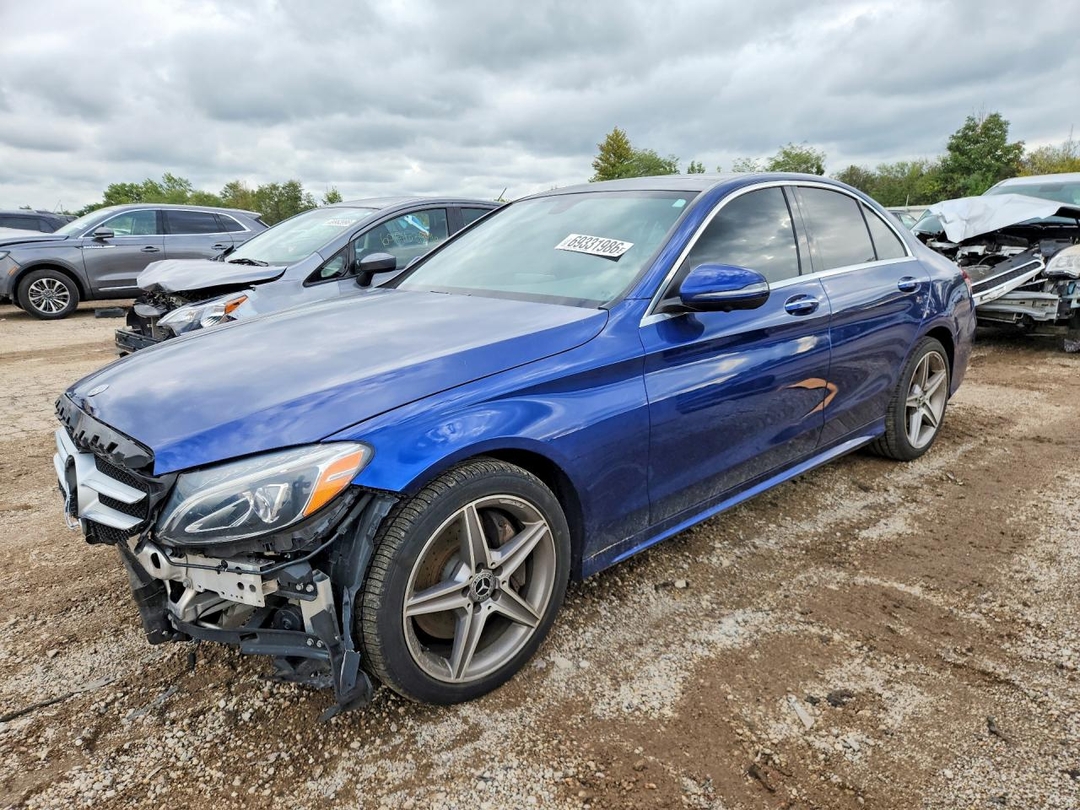 Vue de 2018 MERCEDES-BENZ C 300 4MATIC, angle 1