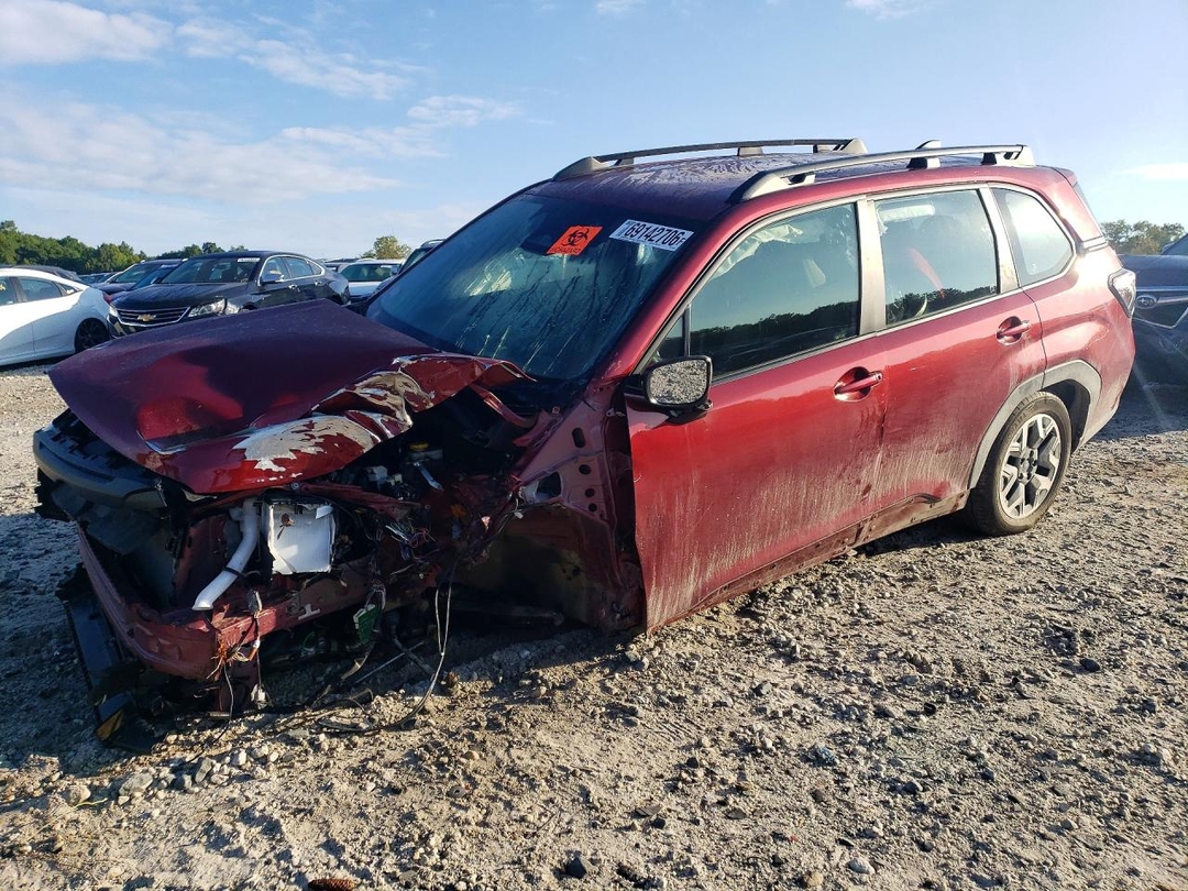Vue de 2025 SUBARU FORESTER, angle 1