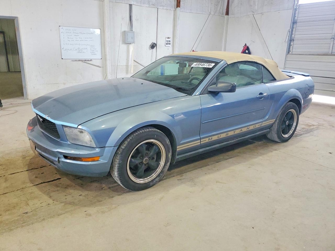 Вид 2007 FORD MUSTANG, угол 1