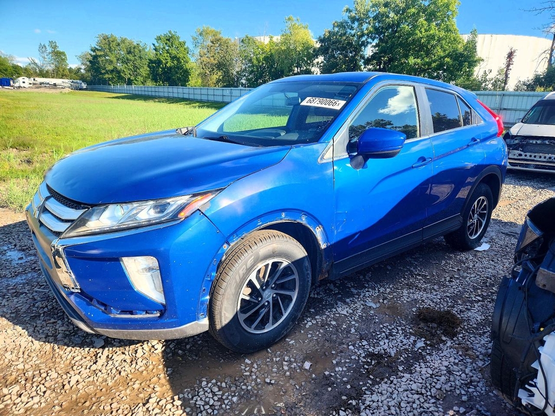 Vista de 2020 MITSUBISHI ECLIPSE CROSS ES, ángulo 1