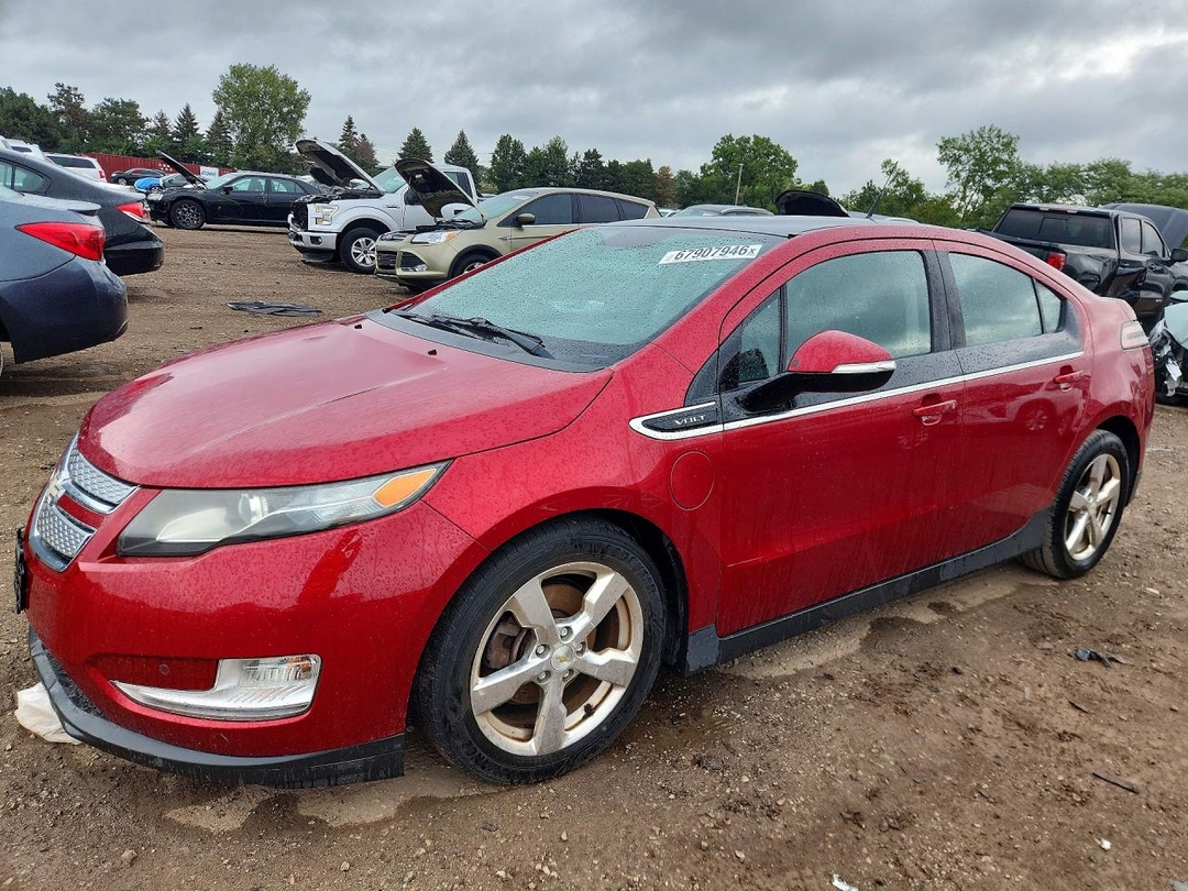 Vista de 2011 CHEVROLET VOLT, ángulo 1