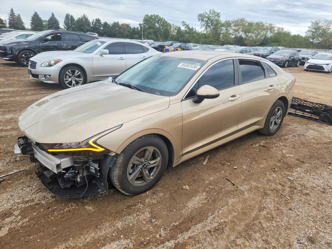 Вид 2022 KIA K5 LXS, угол 1