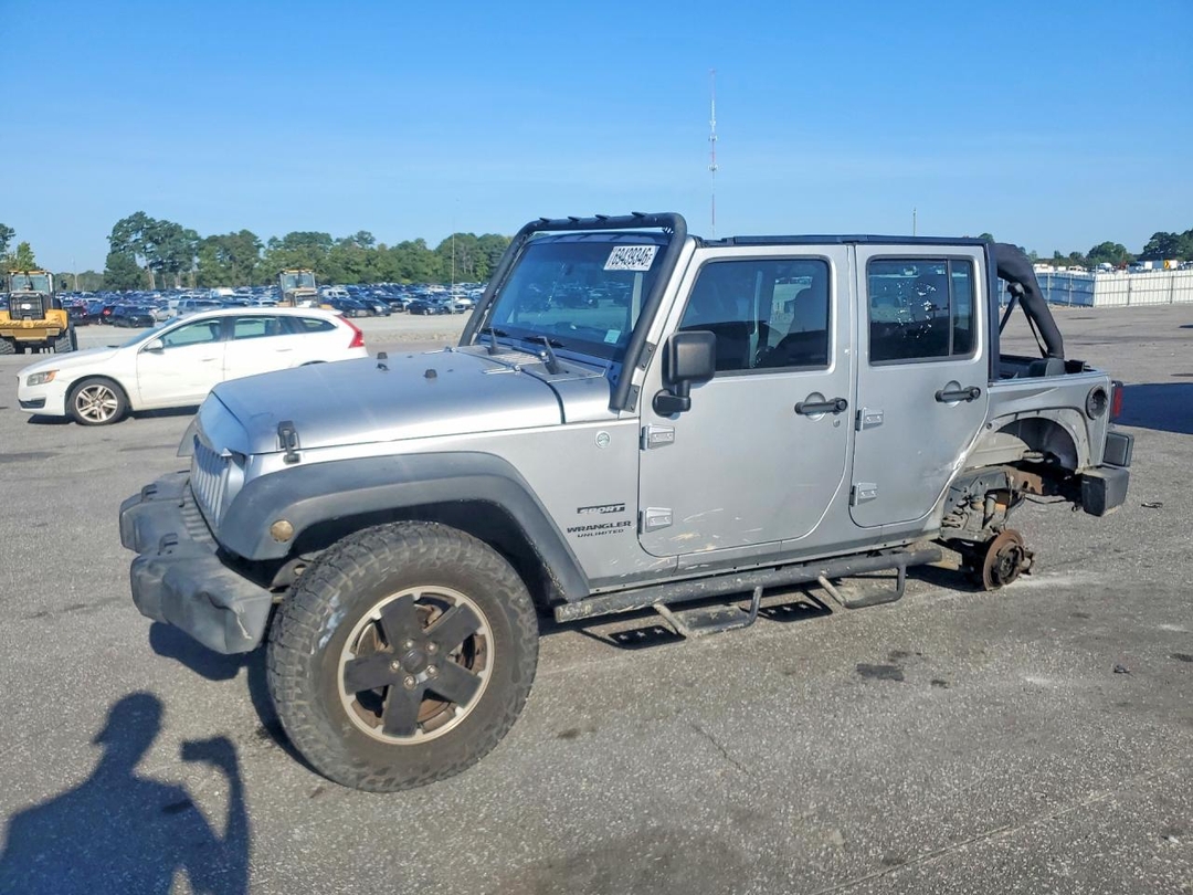 منظر 2013 JEEP WRANGLER UNLIMITED SPORT، زاوية 1