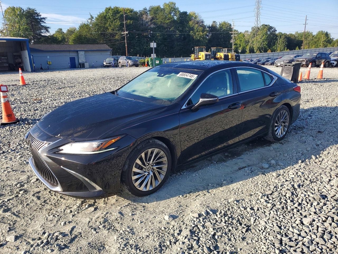 Вид 2019 LEXUS ES 350, угол 1