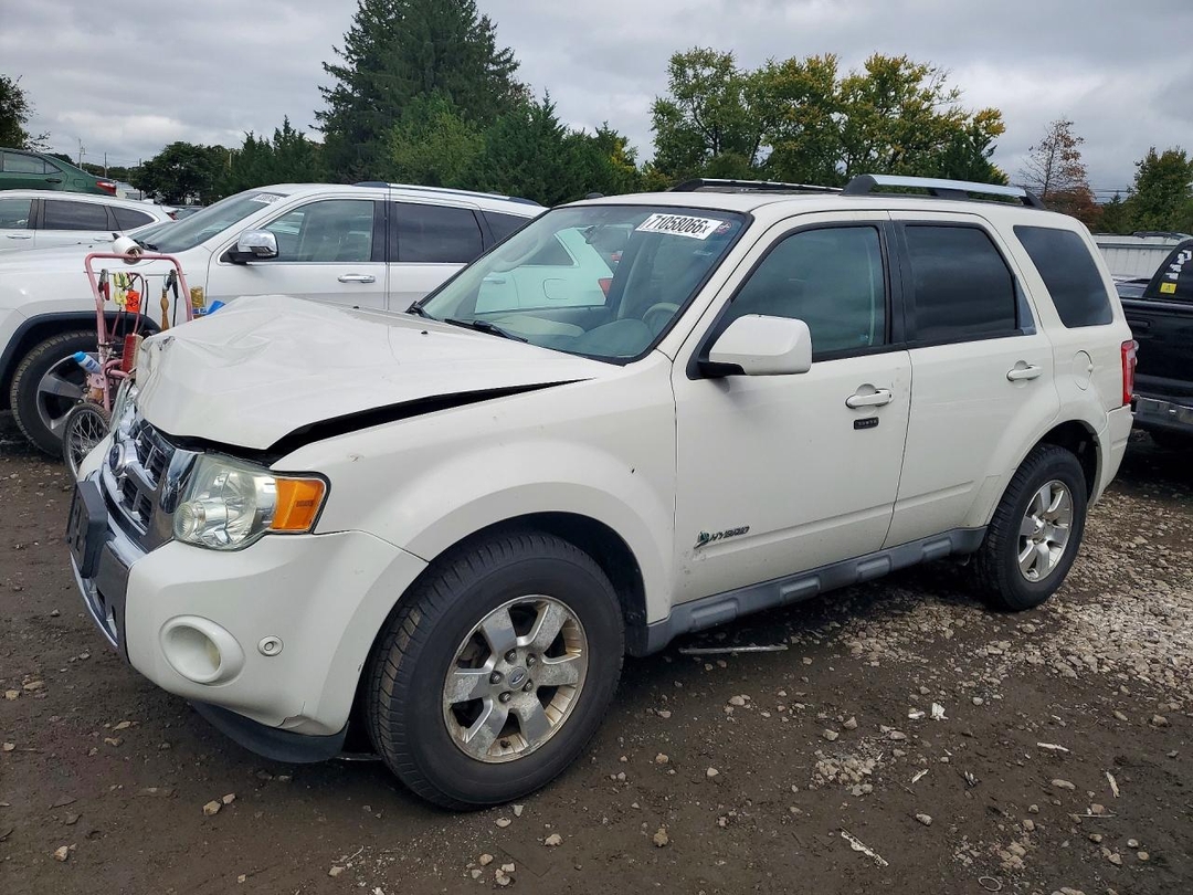Vue de 2010 FORD ESCAPE HYBRID, angle 1