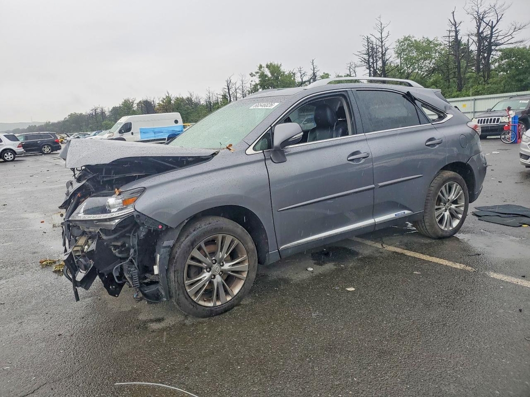 Vista de 2013 LEXUS RX 450H, ángulo 1