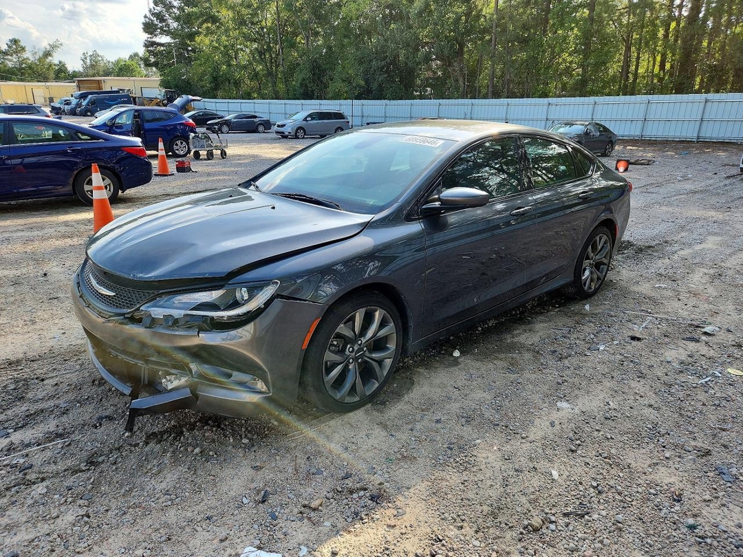 Вид 2016 CHRYSLER 200 S, угол 1