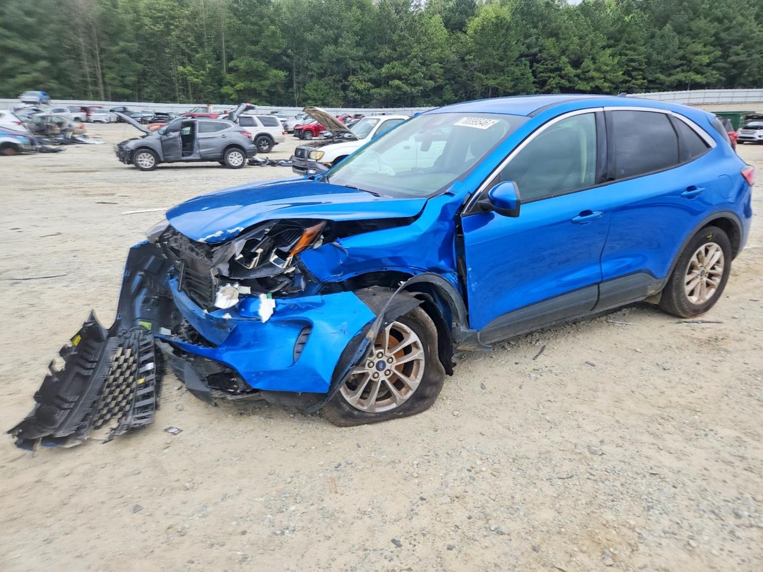 Вид 2020 FORD ESCAPE SE, угол 1