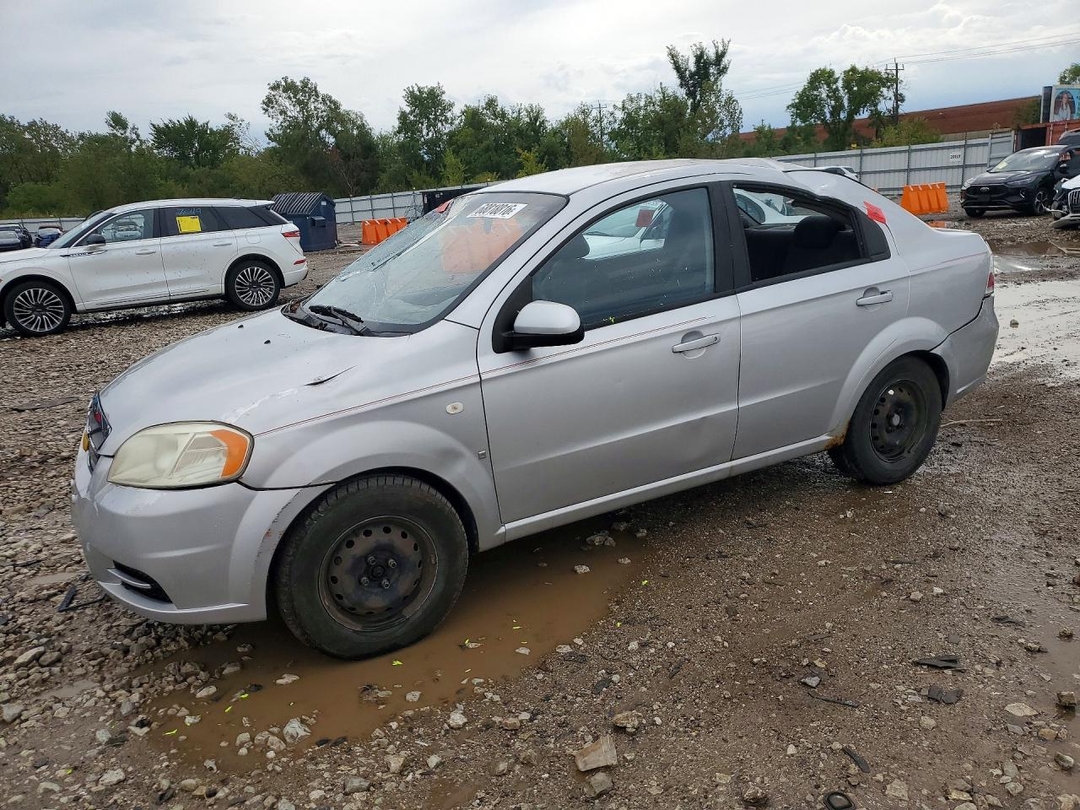 Вид 2007 CHEVROLET AVEO BASE, угол 1
