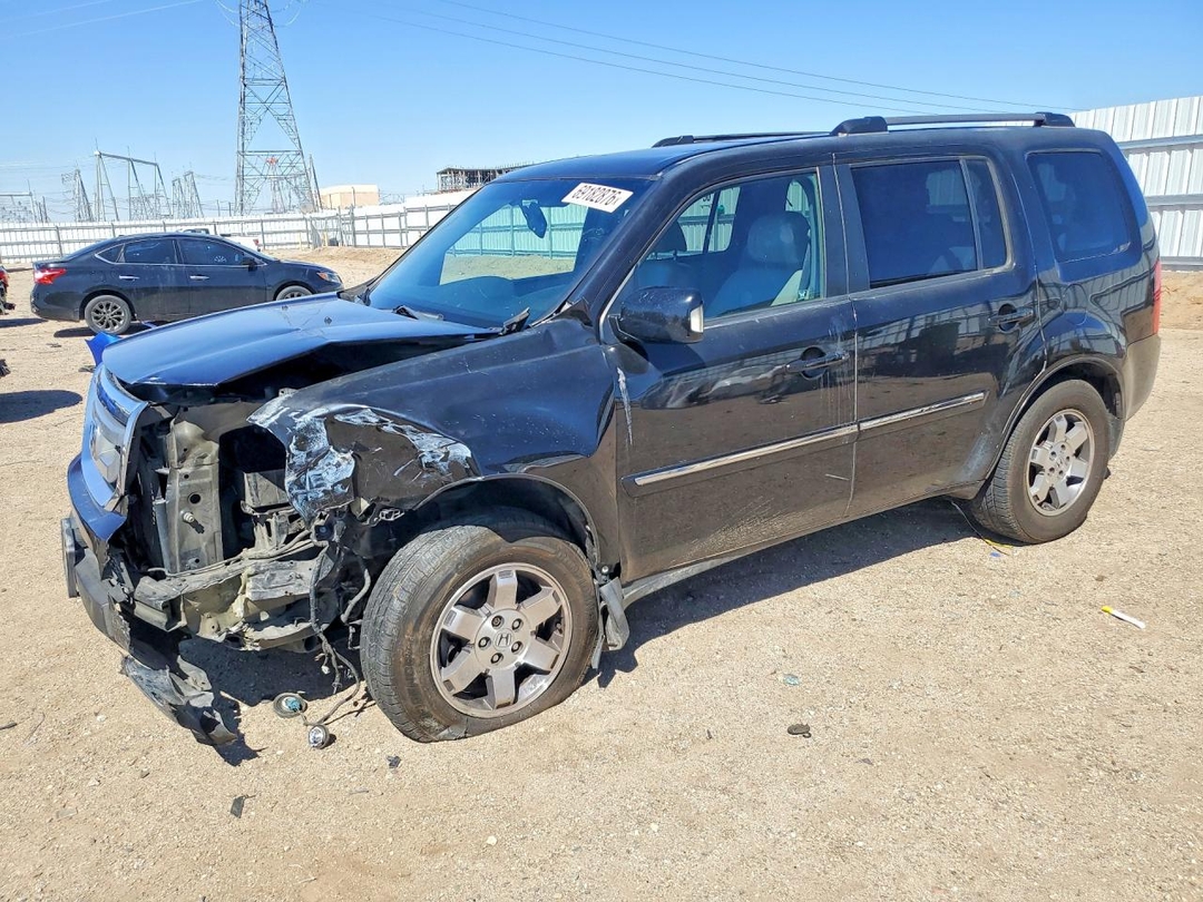 Вид 2011 HONDA PILOT TOURING, угол 1