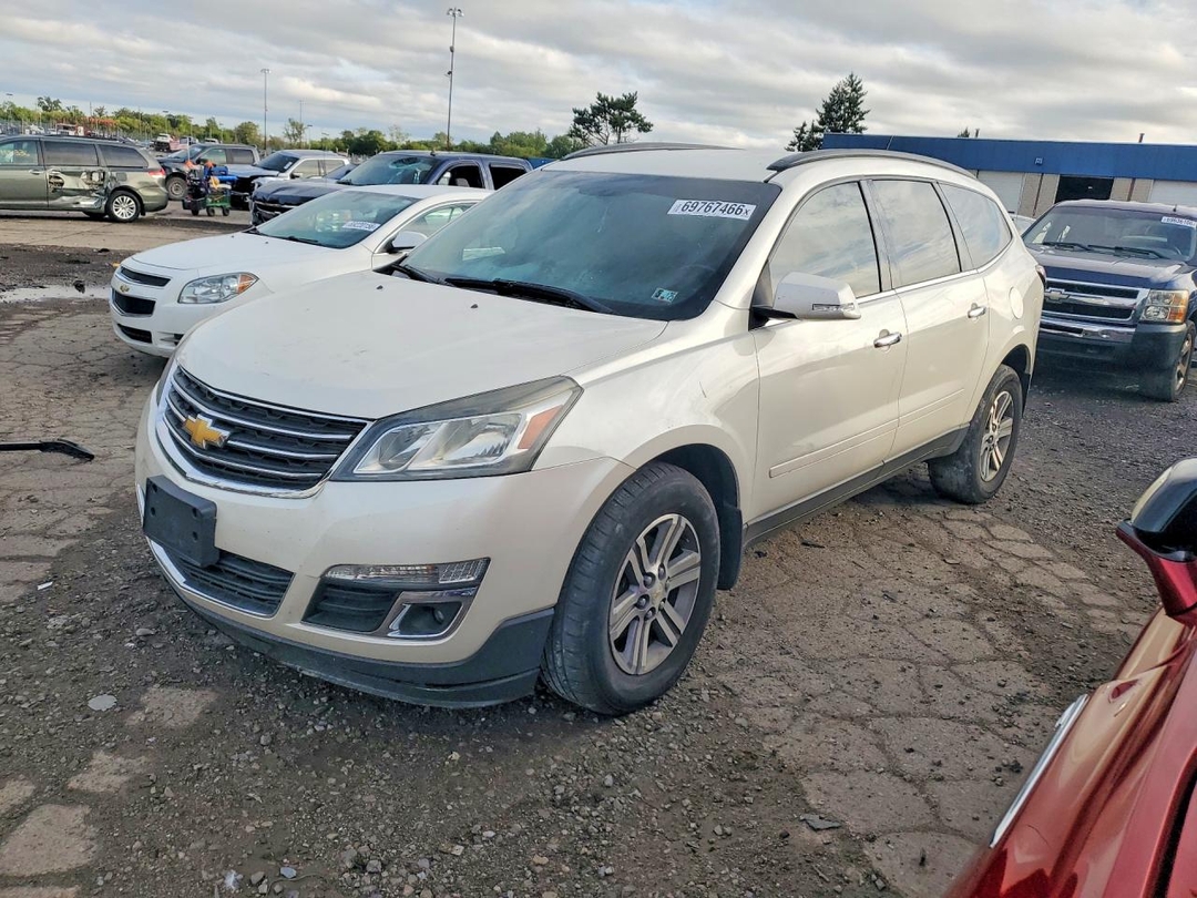 Vedere 2015 CHEVROLET TRAVERSE LT, unghi 1