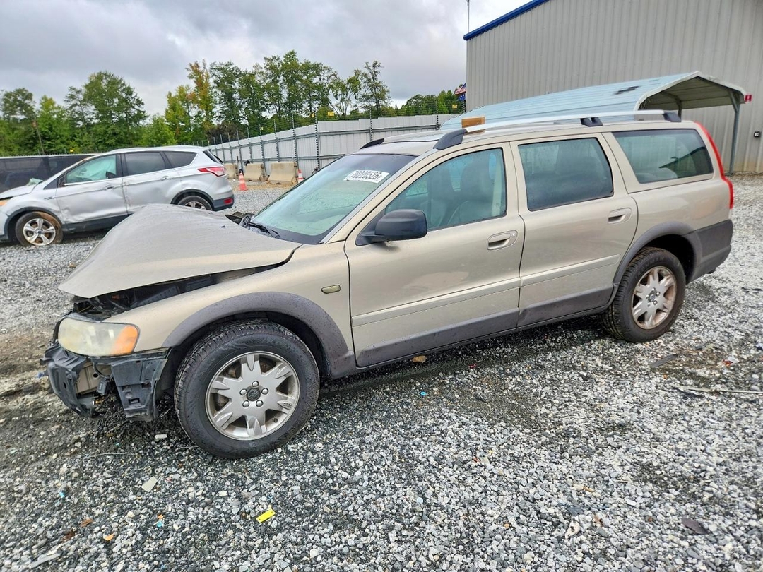Vedere 2005 VOLVO XC70, unghi 1