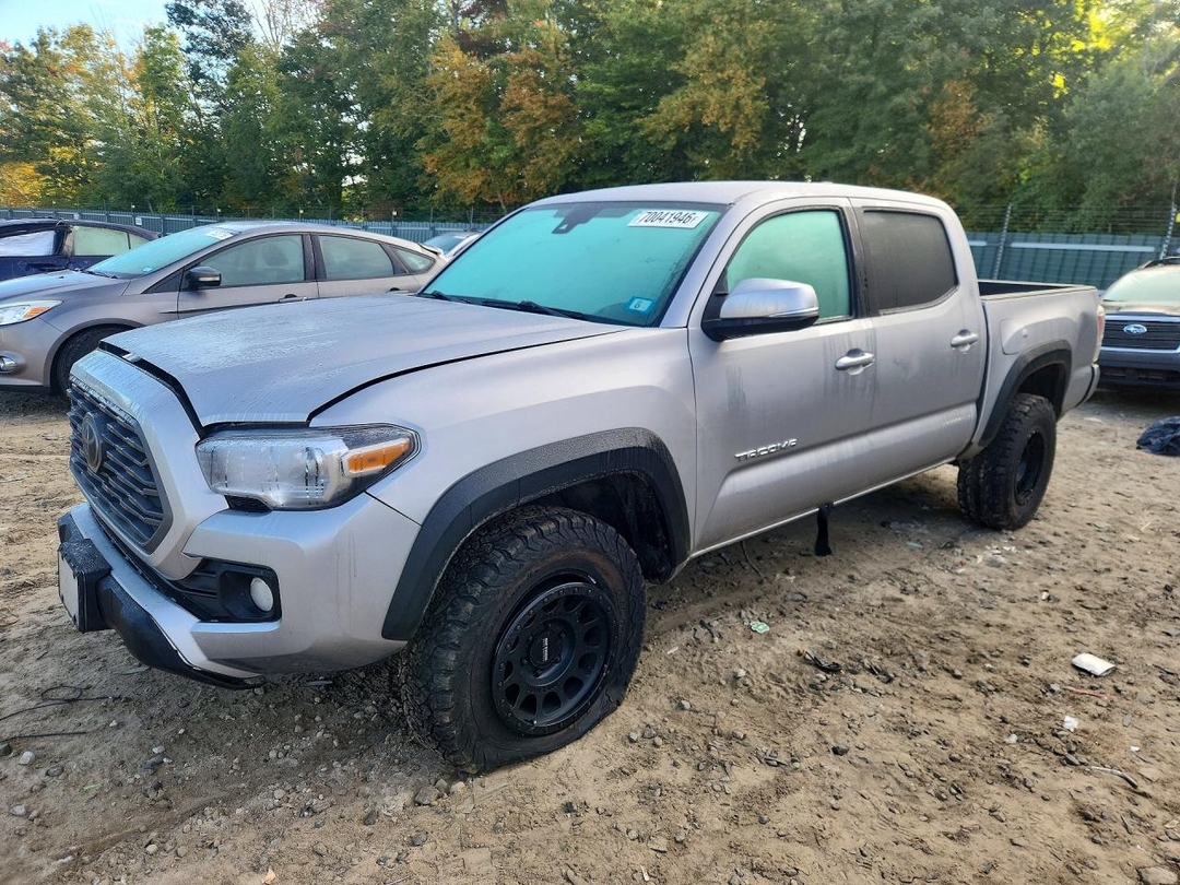 Vedere 2021 TOYOTA TACOMA TRD OFF-ROAD, unghi 1