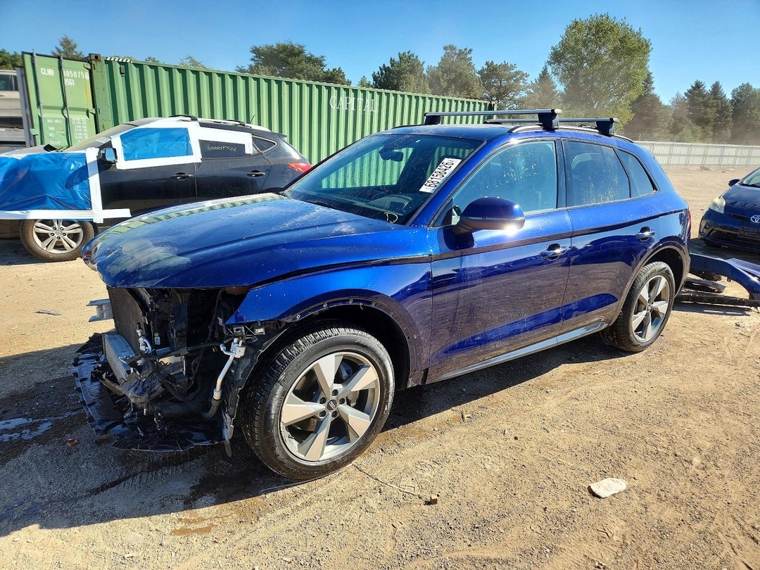 Vue de 2020 AUDI Q5 PREMIUM, angle 1
