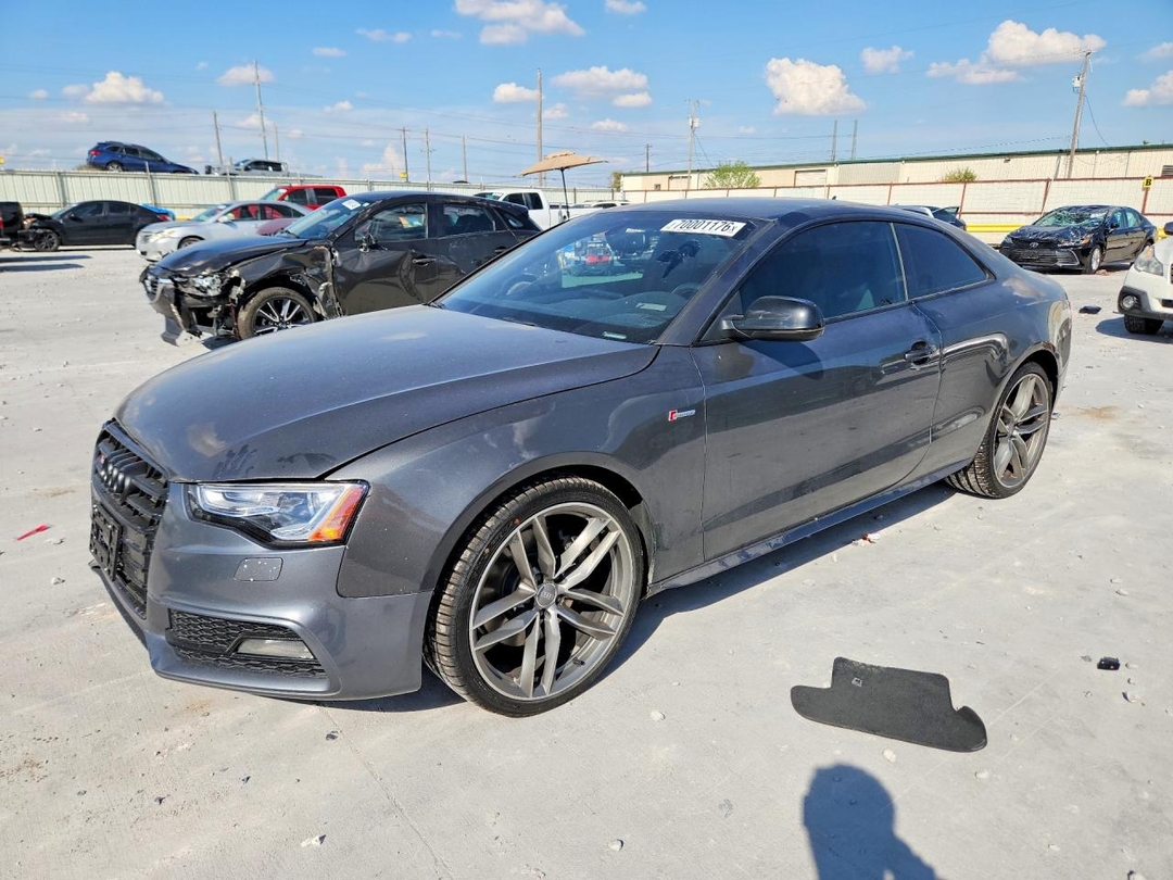 Vue de 2016 AUDI S5 PREMIUM PLUS, angle 1