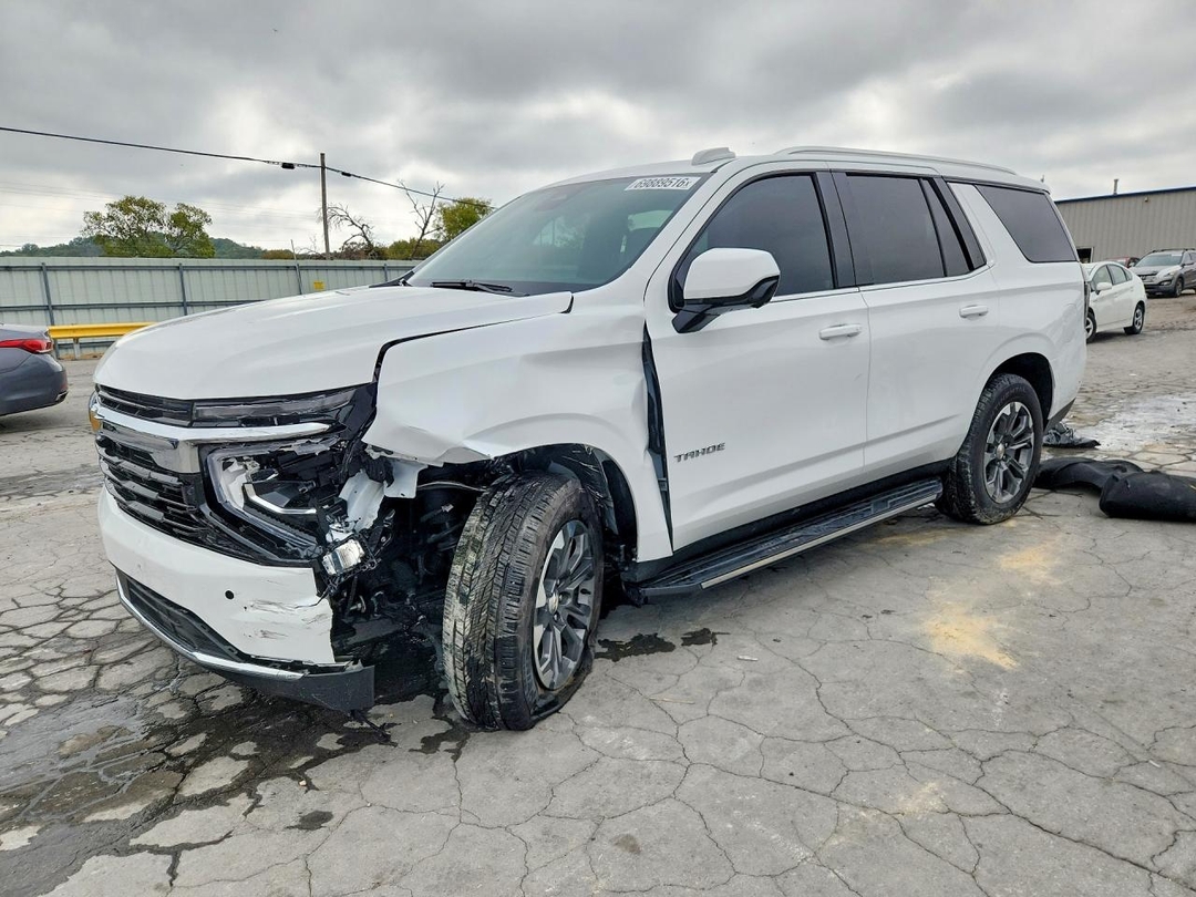 Vue de 2026 CHEVROLET TAHOE K1500 LS, angle 1
