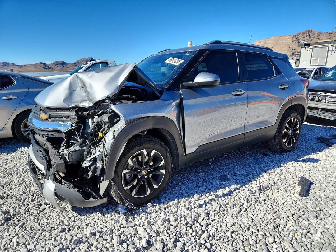 Vue de 2023 CHEVROLET TRAILBLAZER LT, angle 1
