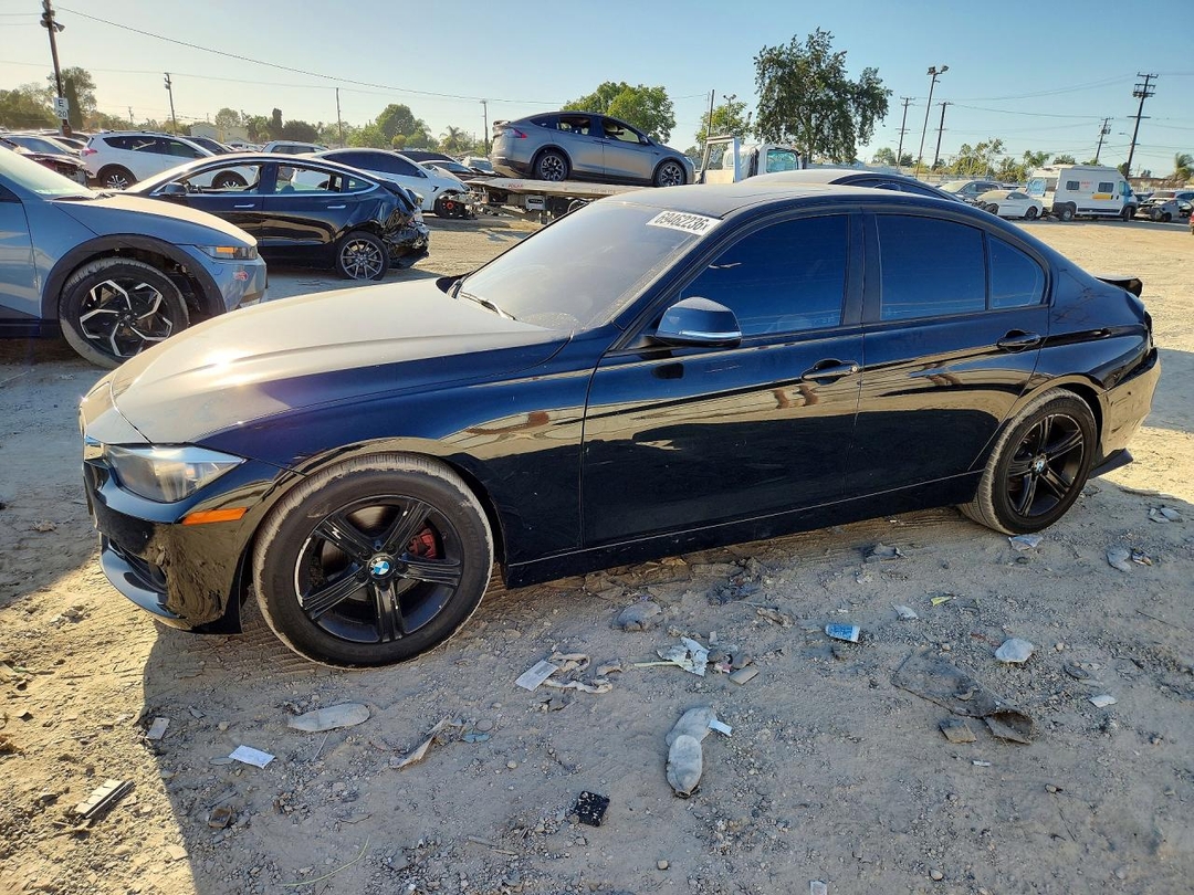 Вид 2014 BMW 328 I SULEV, угол 1